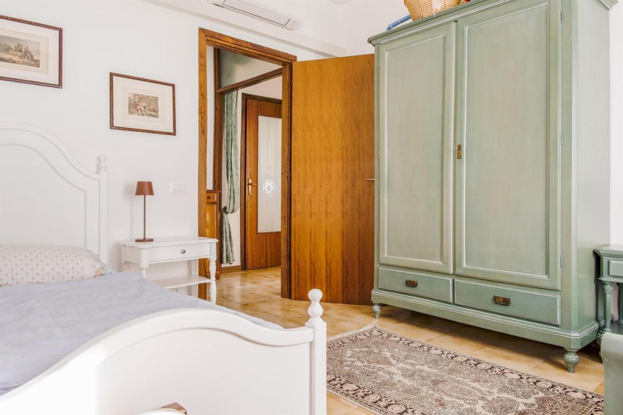 Villa Carini With 3000 Mq Garden & Heated Pool Castelnuovo del Garda Luaran gambar